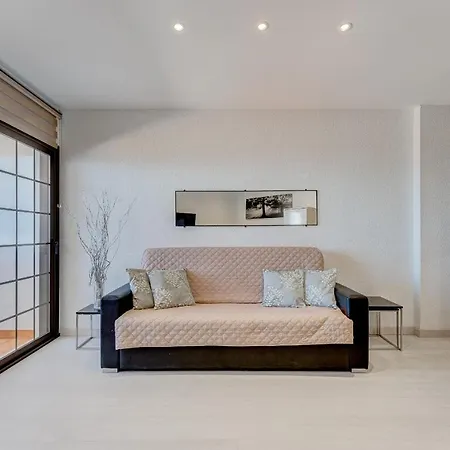 Apartment Wonderful With A Sea View, Wifi, Pool
